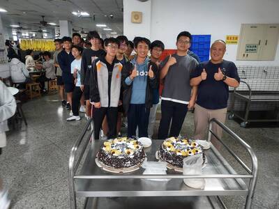 114-1-114年11月28日-11月慶生餐會