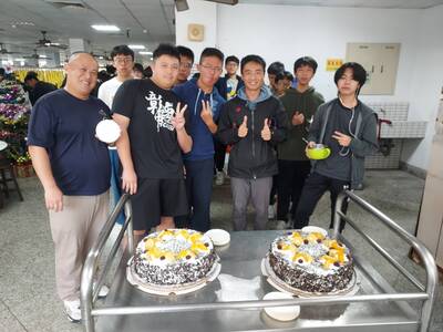 114-1-114年12月26日-12月慶生餐會