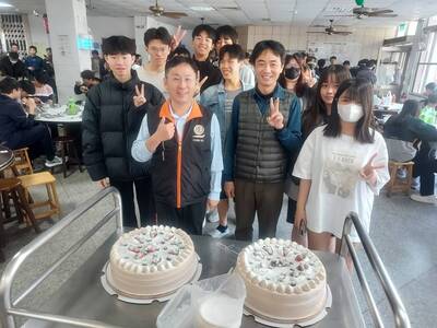 113-2-114年3月21日-3月慶生餐會