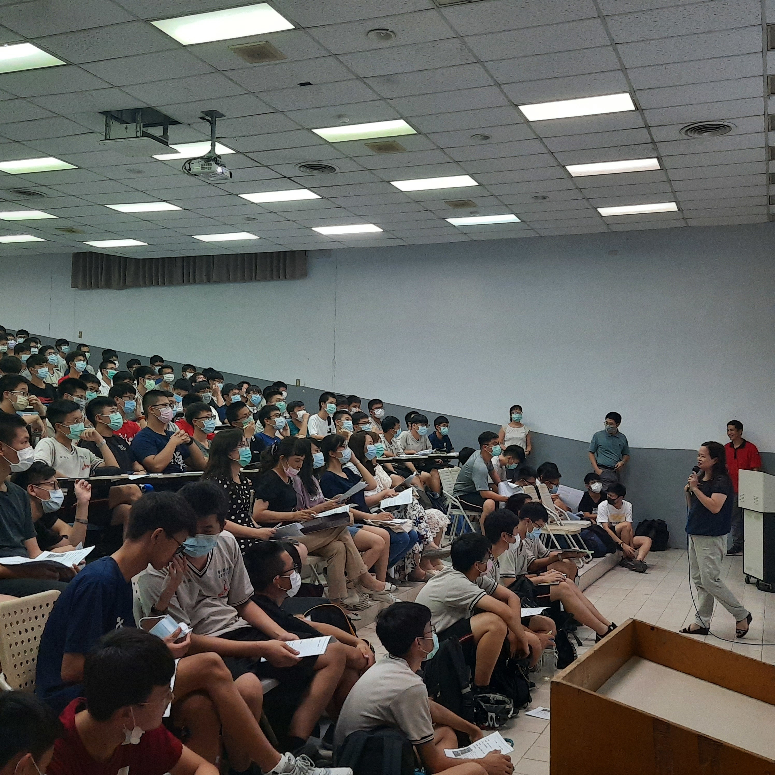 1090820－瞄準大考國寫講座活動