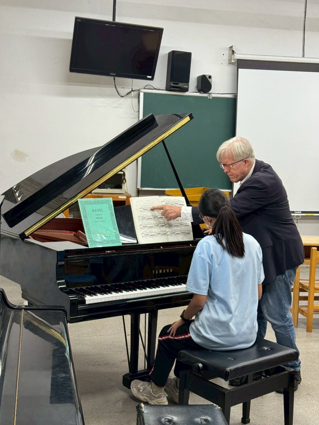 1141124東海大學大師班