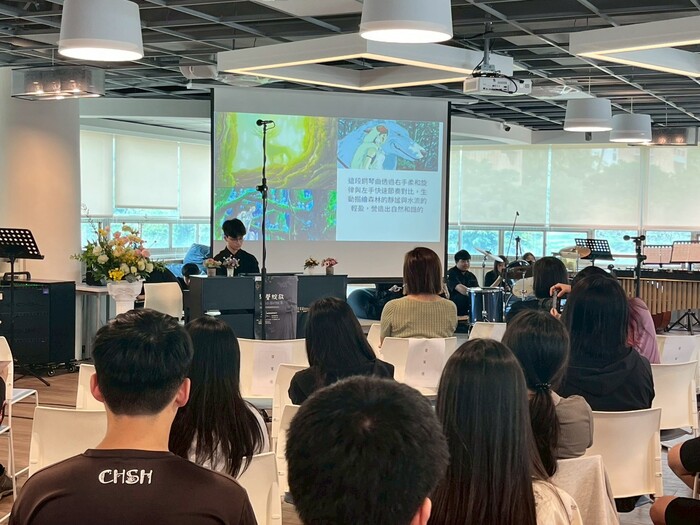 琴聲綻放—七個小節的故事